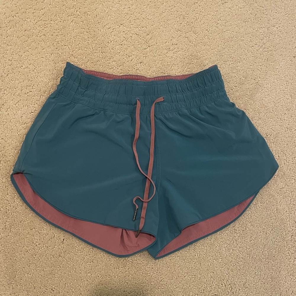 Lululemon reversible shorts - blue and pinkish - worn once - size 2